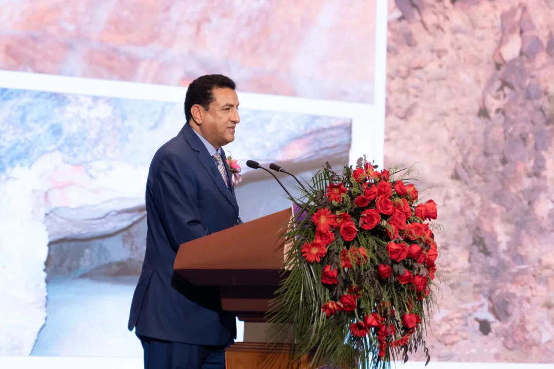 6dccd50b44b988d421fdc8bb5a08fe39