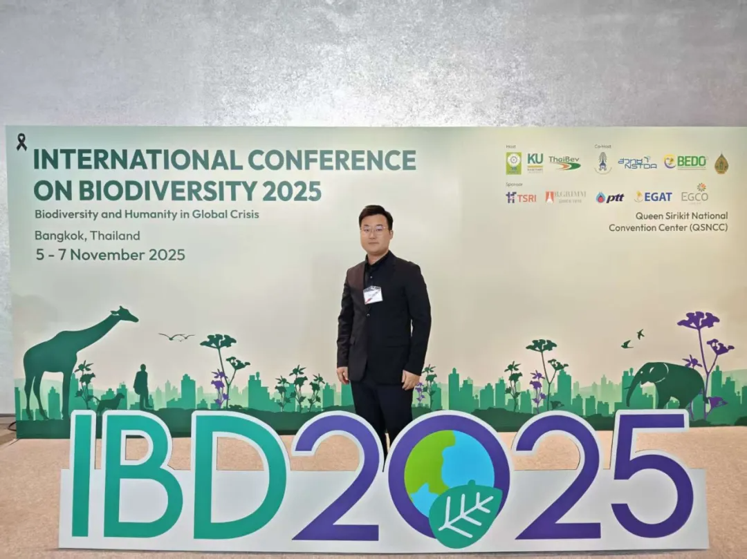 7be88f332b67f2cc87e9f2c85ac15bbc